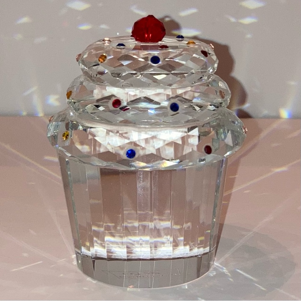 Crystal Cupcake Simon Designs Colorful Limited Edition Designer Home Decor - Picture 3 of 12
